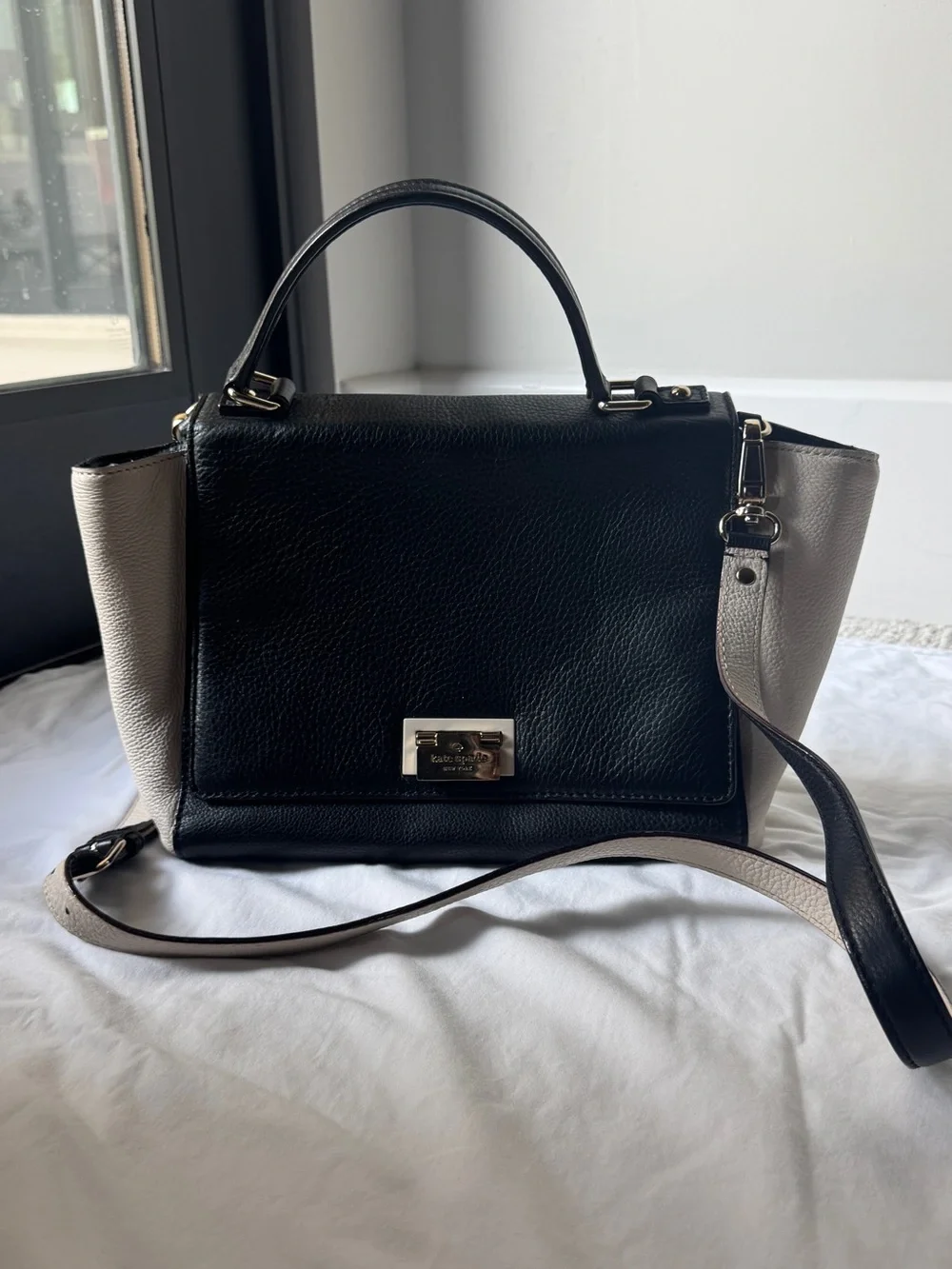 kate spade New York Black and Gray Two-Tone Top-Handle Handbag